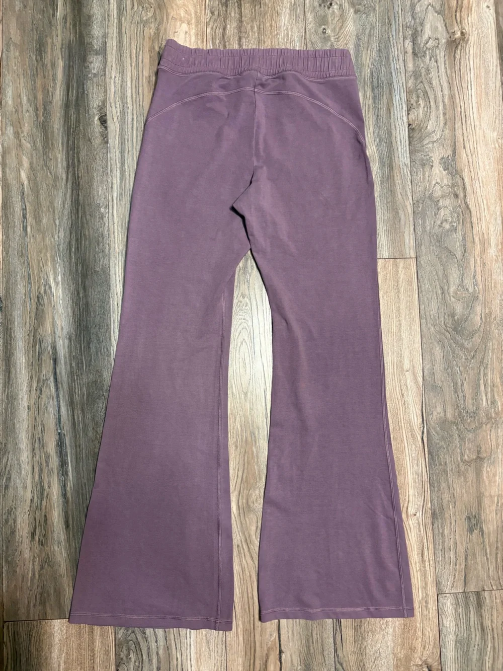 PINK Victoria's Secret Mauve V-Neck Cropped Tee & Jogger Set